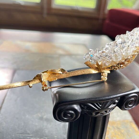 Vintage Coro Signed BIG 4.5" Flower Brooch Gold-tone Beads and Rhinestone - Picture 5 of 10